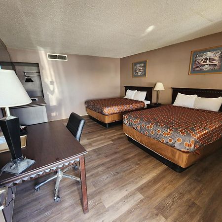 Satellite Inn 阿拉莫戈多 外观 照片